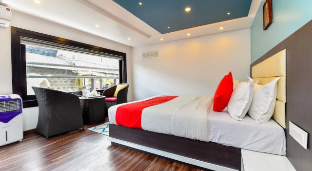 Oyo 24725 Houseboat Royal River 4bhk