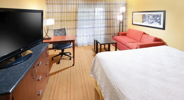 Courtyard by Marriott Dallas Plano in Legacy Park, Забронировать Отель Плейно Dallas - Fort Worth Metropolitan Area