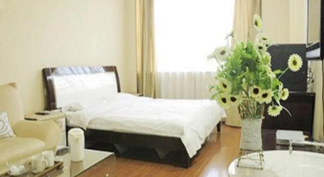 Jinyi Hotel, Book Hotel Gulou 