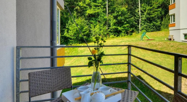 Апартаменты c 1 комнатой с балконом Stonowane i Eleganckie Apartamenty Sun Seasons 24 w Świeradowie Zdroju by Noclegi Renters