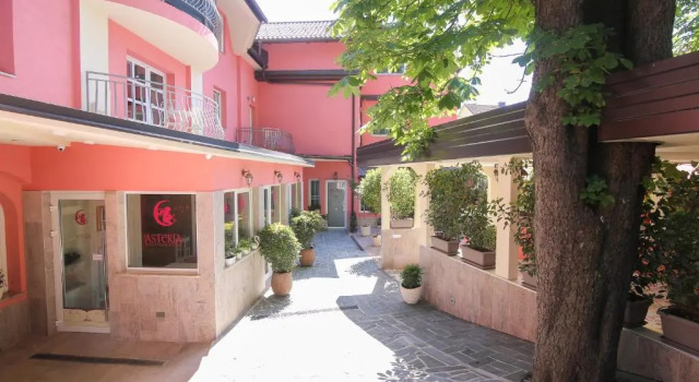 Четырёхместный номер Standard Boutique Hotel Asteria