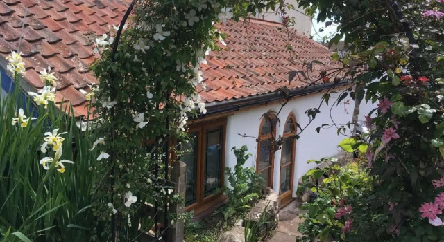 Коттедж The Hideaway - a charming, unique retreat in Long Ashton, Bristol