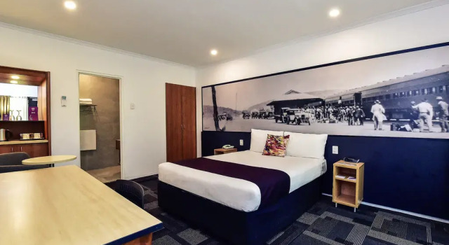 Двухместный номер Standard Mercure Alice Springs Resort