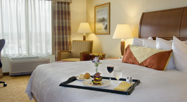 Hilton Garden Inn Cleveland East / Mayfield Village, Book Hotel Mayfield Heights Ohio