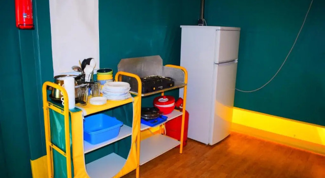 Тент Camping le Val D'Herault