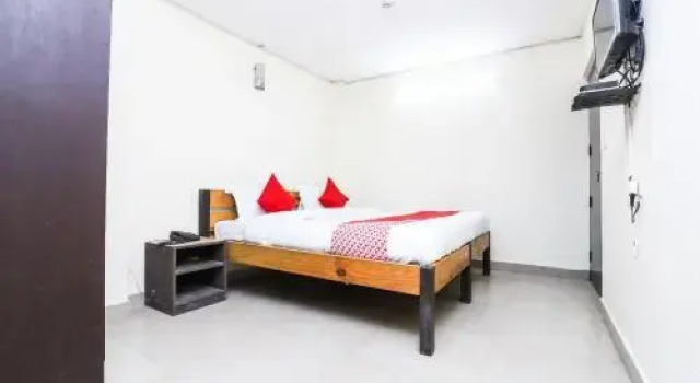 Hotel Yuvraj by OYO Rooms