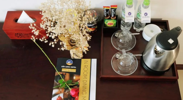 Трёхместный номер Standard с балконом Cuu Long Hotel