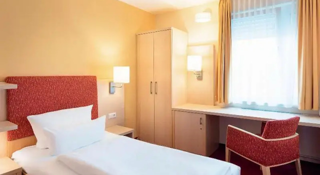 Номер Comfort ibis Styles Darmstadt
