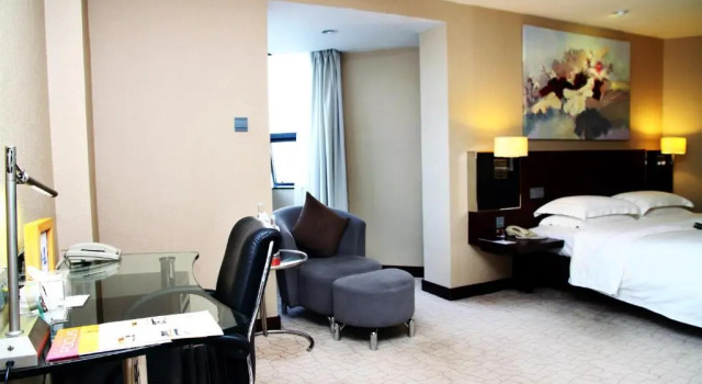 Двухместный номер Business The Pavilion Century Tower