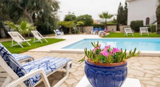 2-Casa sul mare con piscina vicino Cefalù