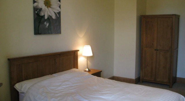 3 Bedroom Flat Near The Meadows Sleeps 6, Забронировать Апартаменты/квартира Апартаменты Мерчистон, Апартаменты/квартира