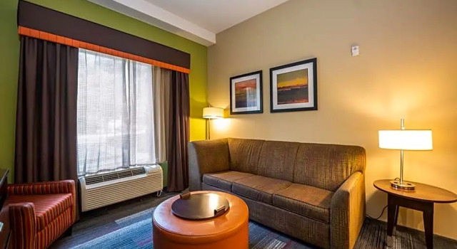 Четырёхместный номер Standard Homewood Suites by Hilton Birmingham-SW-Riverchase-Galleria