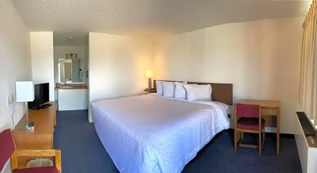 Двухместный номер Standard с видом на горы The Sturgis Motel