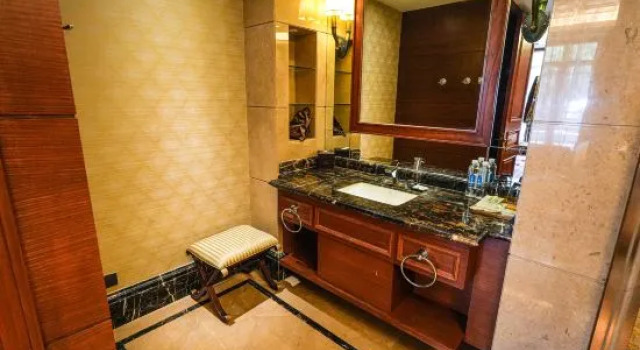 Люкс Standard Red Flag Valley Golf Hotel