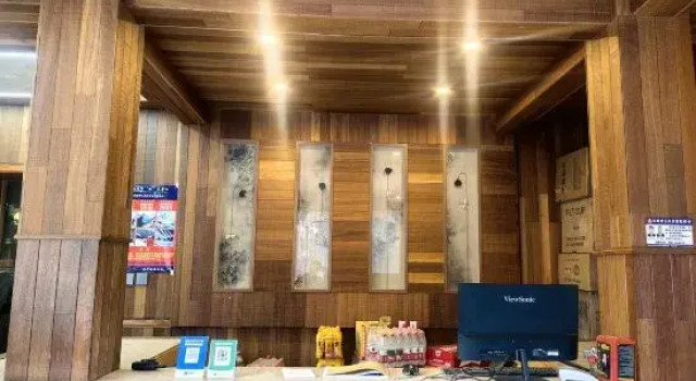 Deqin Yubeng Zhuanshan Snowland Homestay, Reservar Hotel Hotéis e alojamentos em Diqing, Hotel