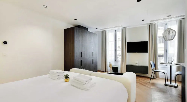 Elegant Studio for 2 People - Palais Garnier, Book Hotel Paris Ile de France
