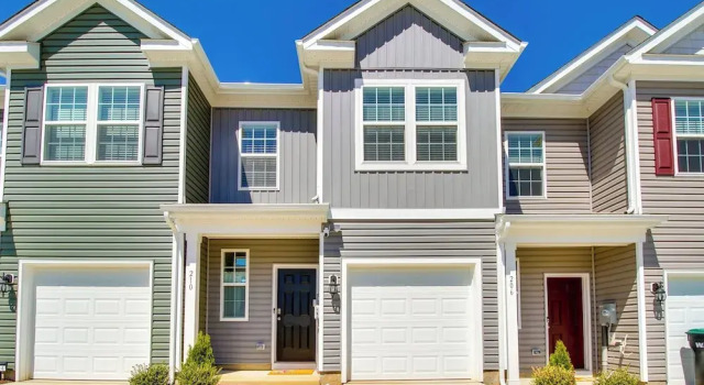 Charming Townhome < 1 Mi to Zoo & Luray Caverns!, Prenota Appartamento Hotel a Virginia con parcheggio, Parcheggio