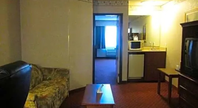 Люкс Stanton Inn & Suites