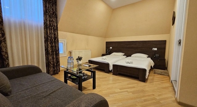 Отель Boutique IVERIA