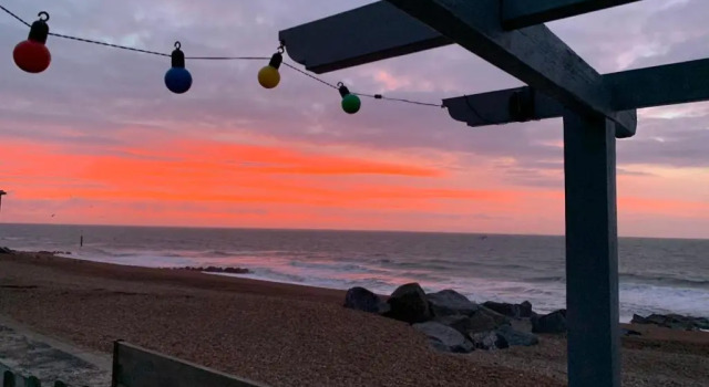 Коттедж с 3 комнатами The Beach House at Sandgate by Bloom Stays