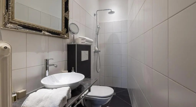 Одноместный номер Standard Boutique Hotel Goldenes Lamm Villach
