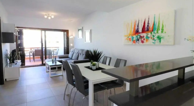Los Veleros apartamento frente al mar con azotea y piscina compartida