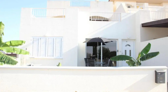 Lovely 2 bedroom ground floor apartment