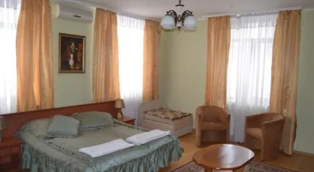 Hotel Helikon, Prenota Hotel Yanoshi Transcarpathia