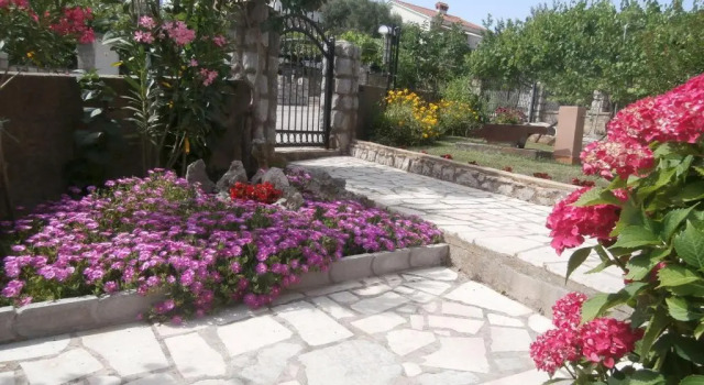 Apartments Mira Krk, Забронировать Апартаменты/квартира Отели Крка с парковкой, рядом с Krk Harbour, Парковка