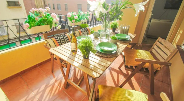 Апартаменты с балконом Malaga Center Flat Holidays City Center