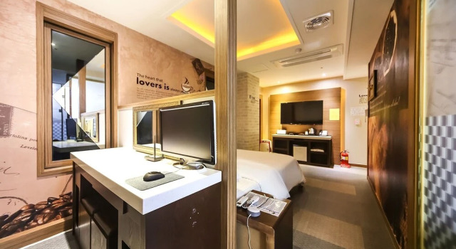 Jinju CF Self Check-in Motel, Забронировать Мотель Чинджу Кёнсан-Намдо