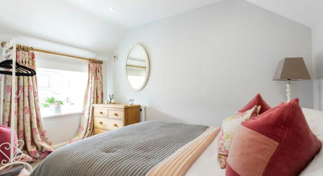 Acorn Cottage