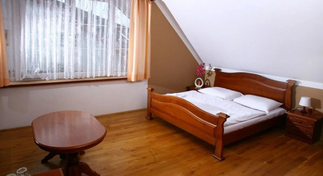 Penzion FAJN ***, Rezerwuj Hotel Pardubice Kraj pardubicki