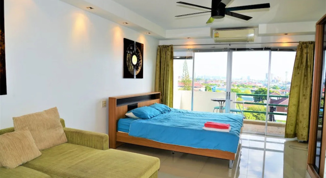 Номер Standard Pattaya Plaza Condotel large studio apartment Sukhumvit