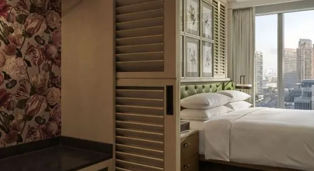 Люкс Premier Andaz Shanghai ITC