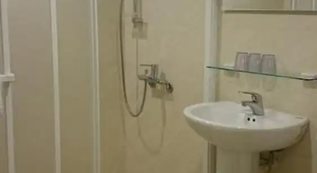 Run of House City Hotel