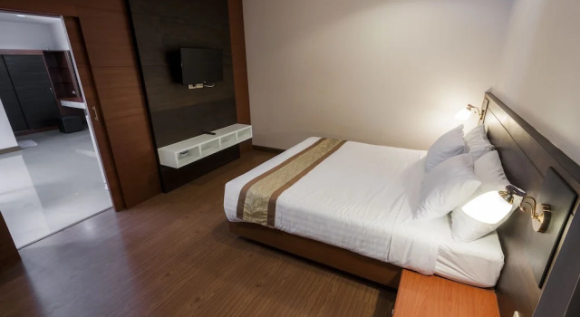 Люкс с балконом Pimann Inn Hotel