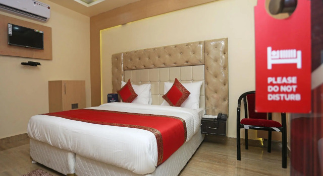 OYO 15530 Hotel G S Residency