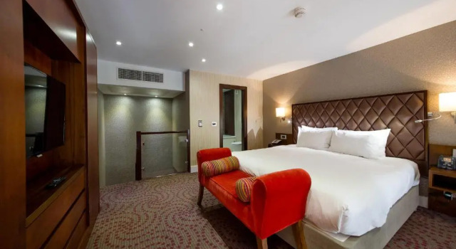 Двухместный люкс Дуплекс с гостиной DoubleTree by Hilton Hotel London - Marble Arch