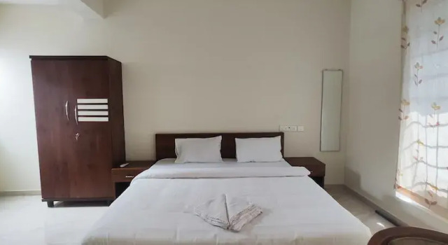 Номер Deluxe Stayz Inn T.Nagar