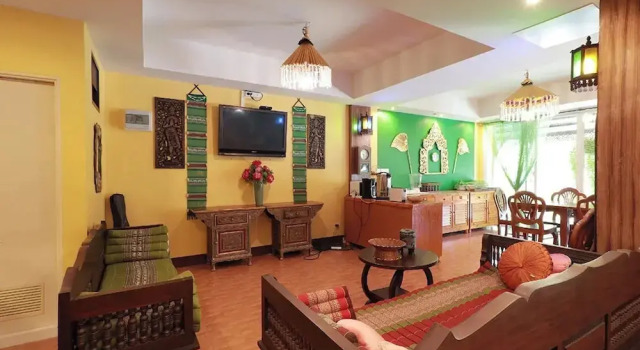 LM Hostel, Забронировать Хостел Хостелы Чиангмай, рядом с Naowarat Bridge, Хостел
