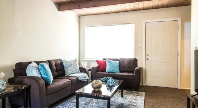 Snug Richmond Two Bed, Забронировать Отель Эль-Серрито Область залива Сан-Франциско