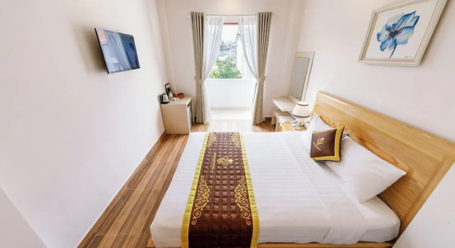 Двухместный номер Standard с видом на город Golden Bee Hotel