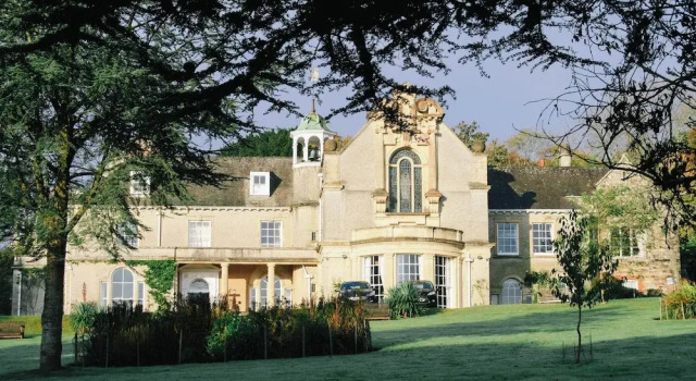 Epiphany House, Забронировать Отель Отели Труро с парковкой, рядом с Театр Hall for Cornwall, Парковка