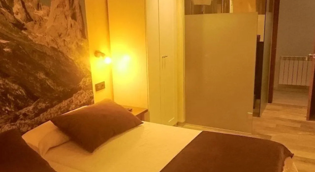 Hostal El Castañeu, Prenota Hotel Hotel a Asturie con parcheggio, Parcheggio