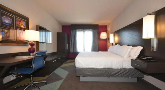 Номер Standard Holiday Inn Express & Suites Oklahoma City Mid - Arpt Area by IHG