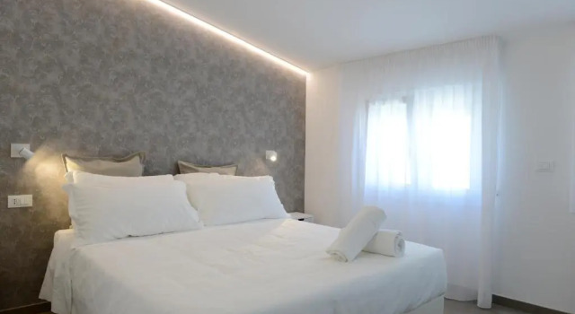 Miramed Rooms