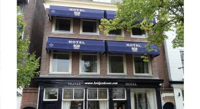 Номер Standard Hotel Bridges House - Delft City Centre