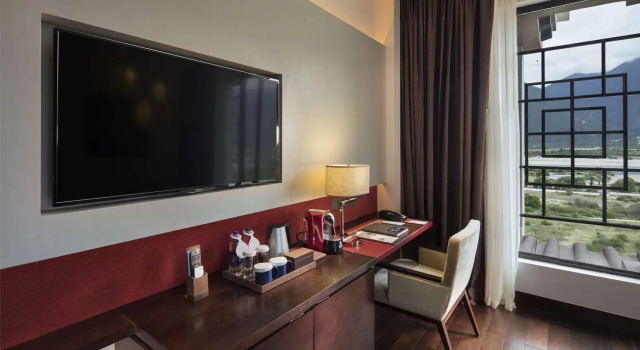 Номер Standard Hilton Linzhi Resort
