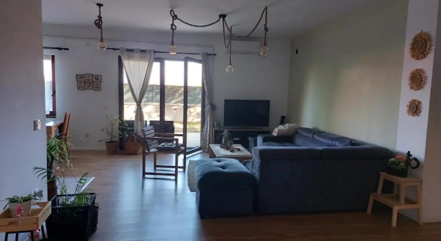 HostelChe Guest House Banovci, Rezervovat Penzión Novi Banovci Vojvodina